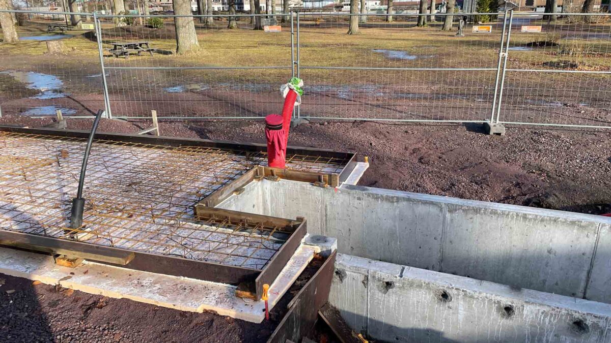 Lystlunden Park – Urban Utebane (2022) — Lystlunden Park 2022 – Kunstisbane i Horten